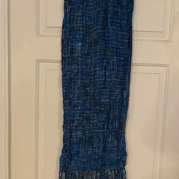 Blue Textured Scarf from Ireland - Picture 3 of 3